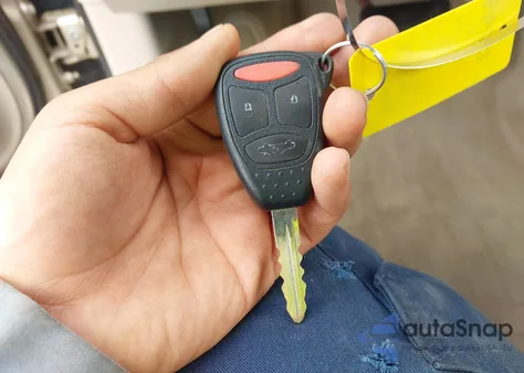 2006 Chrysler 300C z USA, uszkodzony, nr VIN 2C3LA63H16H193993